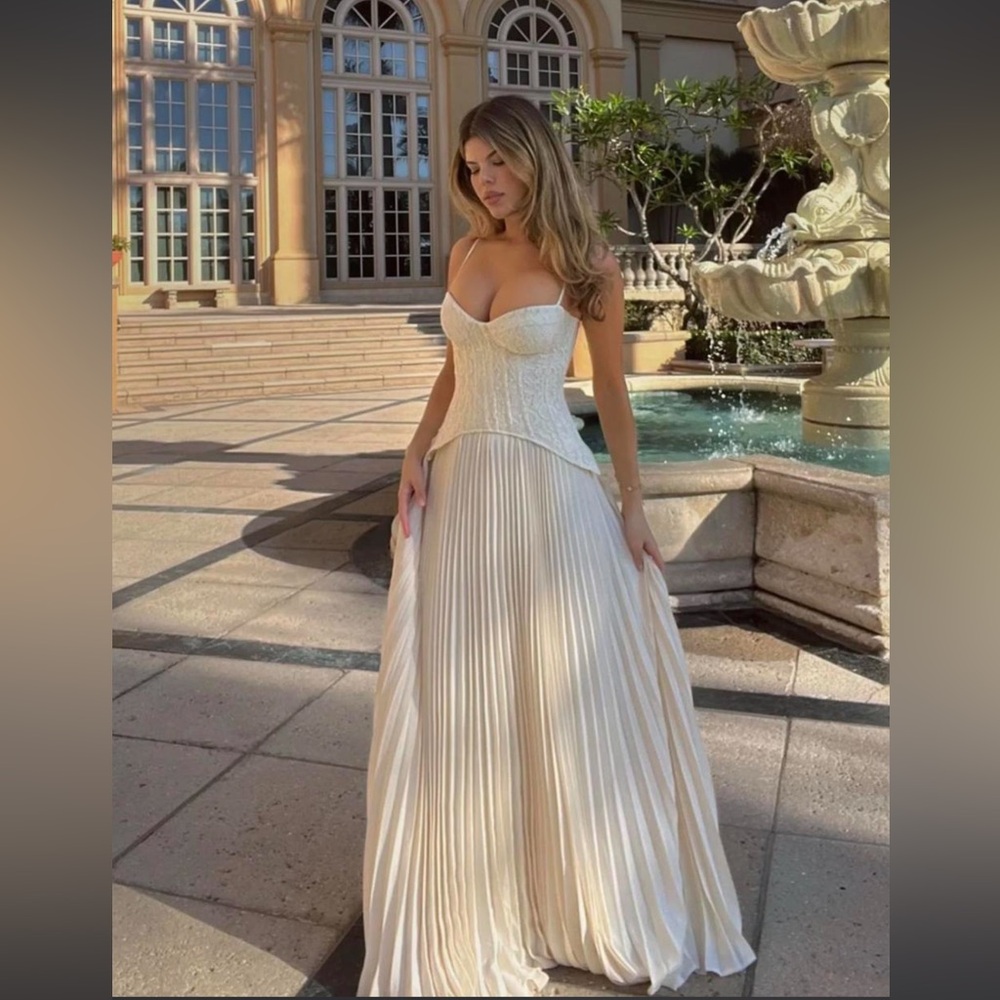 Daniella Lace Corset Pleated Maxi Dress Ivory